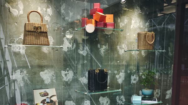 VALEUR 二子玉川店賣場