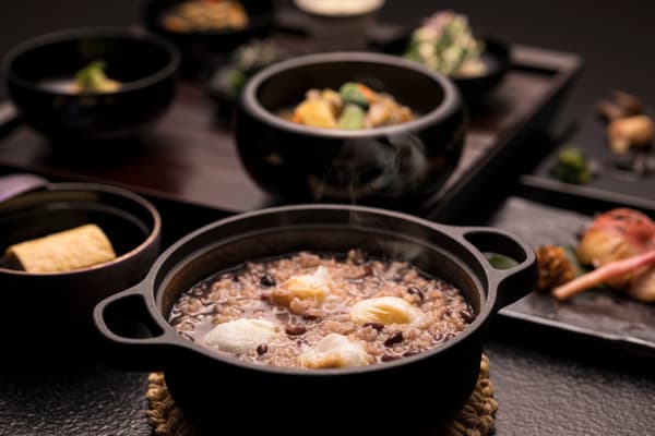 Azuki-bean porridge to warm the body