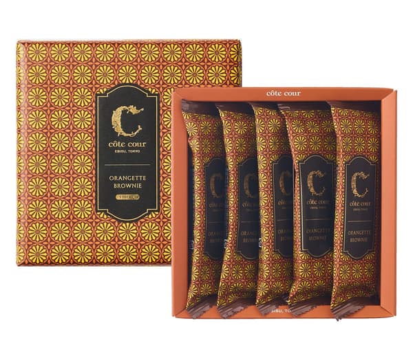 Set assortment yang menampilkan Orangette Brownie bersama Tokyo Brownie dan Earl Grey Brownie