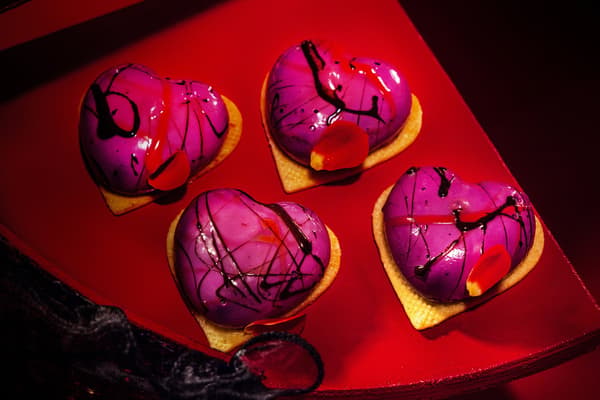 An Enchanting Mousse heart-shaped blueberry dessert