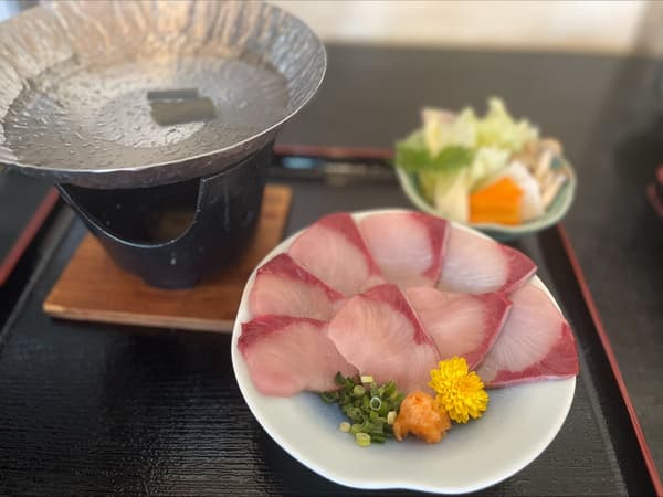 鰤鱼涮涮锅 1,450日元（含税）