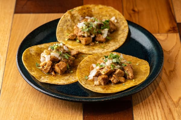 Tacos de pollo a la parrilla de Tacoricco