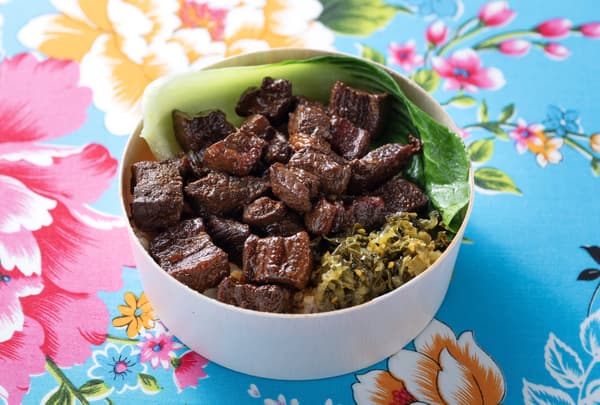 卤肉饭 (Braised Pork Rice)