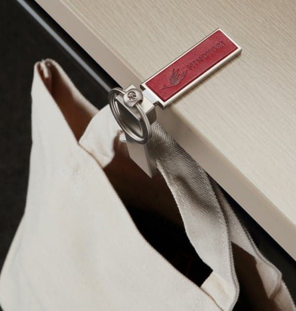 Bag hanger function in use