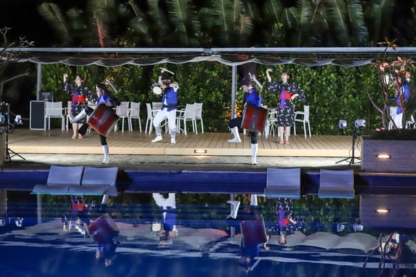 นักแสดงเอซะที่ Oriental Hotel Okinawa Resort & Spa