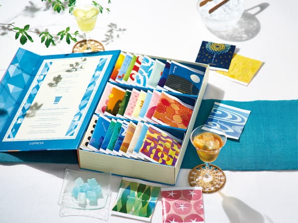Included booklet with brewing instructions and recipes
