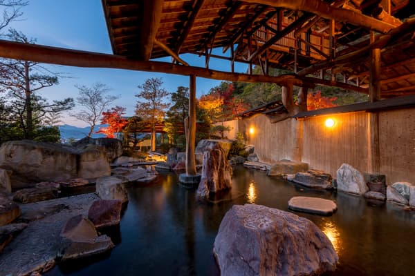 Outdoor bath at Kotori no Yu