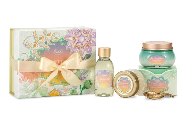 白茶庆典面部和身体护理套装