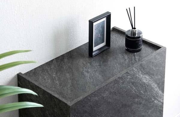 Top panel can be used as a display shelf