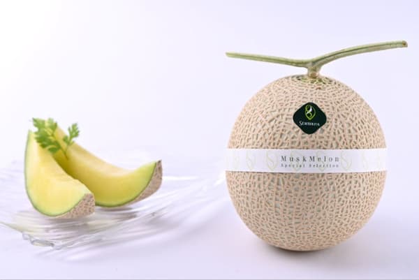 Sliced Shizuoka muskmelon