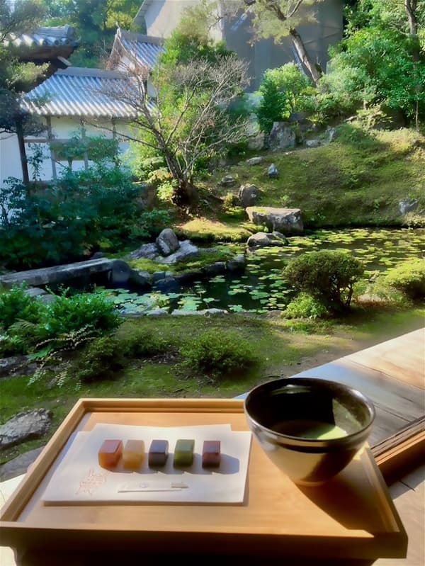 Matcha and wagashi set