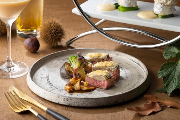 Plato principal: filete de ternera al estilo Viennoise