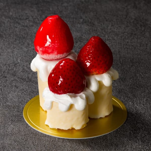 Floating Candle Cake ที่ Frog Café