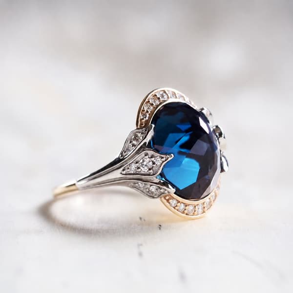 Anillo Victorian Leaf