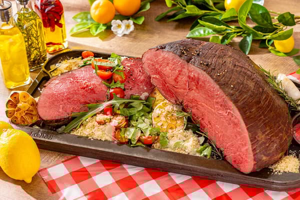 Premium Roast Beef Tagliata with Italian Condiments