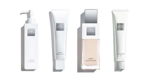 THE GINZA Product Display