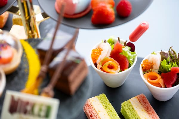 司康饼和三明治