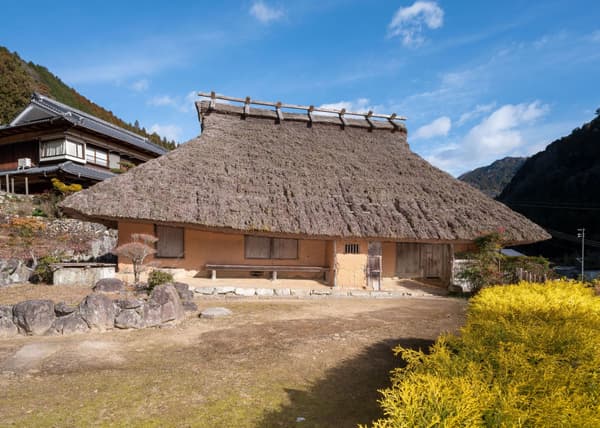 舊古井家住宅 — 外觀正面(南側)