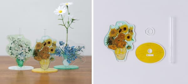 반 고흐의 꽃 그림이 담긴 아크릴 한 송이 꽃병 스탠드 — 장미, 해바라기, 아이리스 (왼쪽부터)