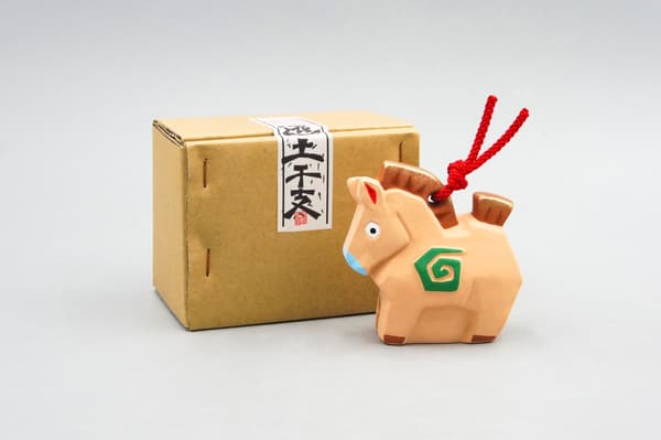 Kando生肖马雕像