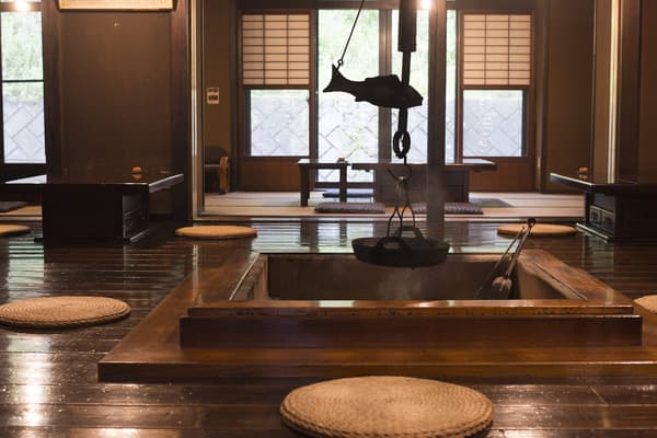 Traditional irori inside Yakimochiya