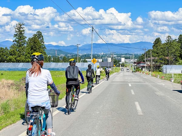 Scenic cycling roads to discover