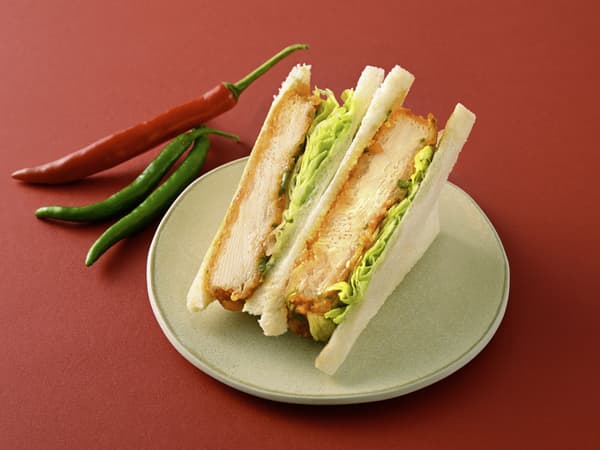 Fresh chili chicken sandwich