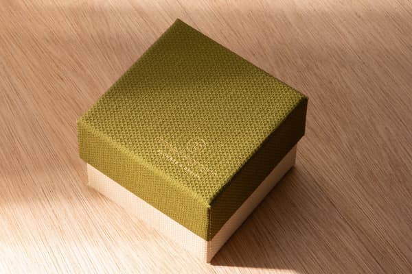 Caja de flores exclusiva de la tienda de Takanawa