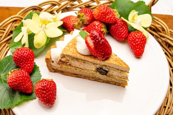 Kurosu Kinako and Hojicha Tart