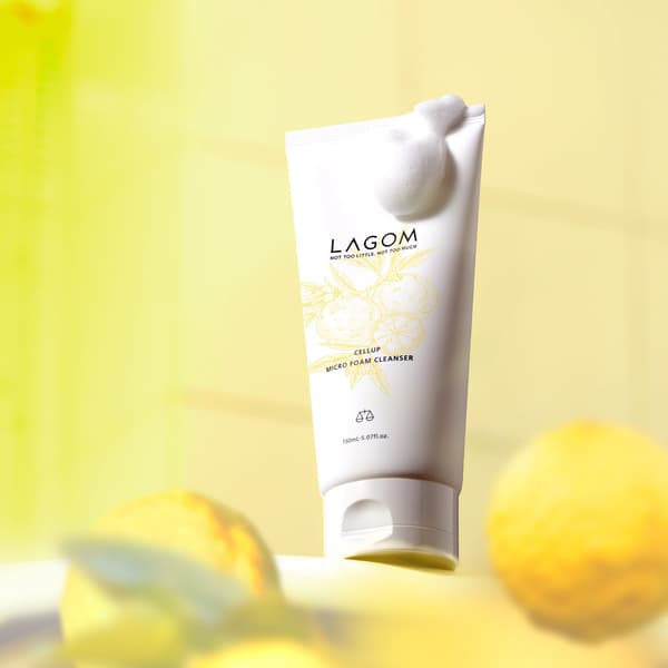 LAGOM Micro Foam Cleanser (YZ)