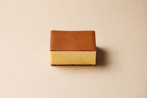 卡斯提拉（半条）——800日元（含税）