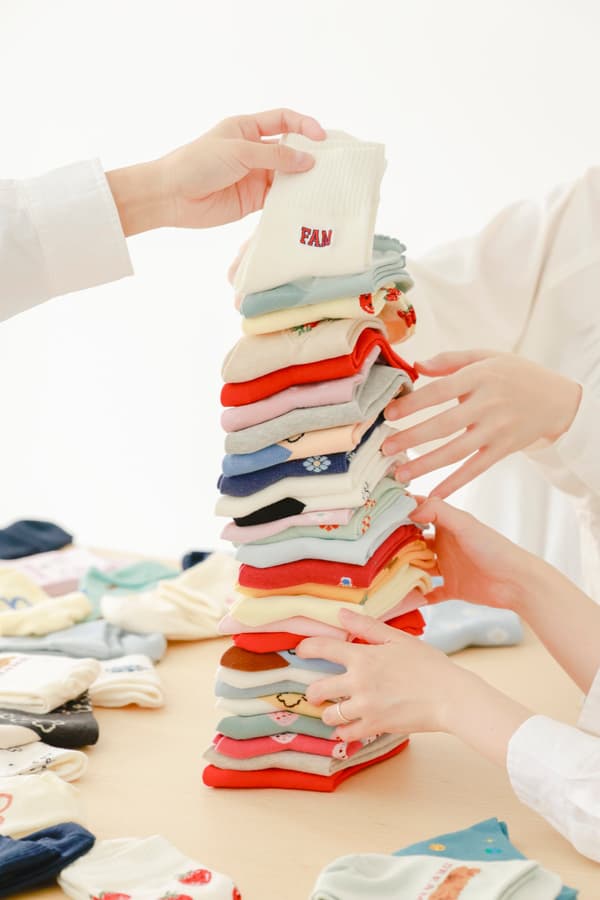 Kutsushitaya fam 亲子袜