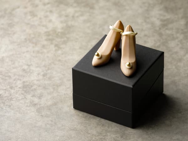 White Day High Heel Chocolate 2026