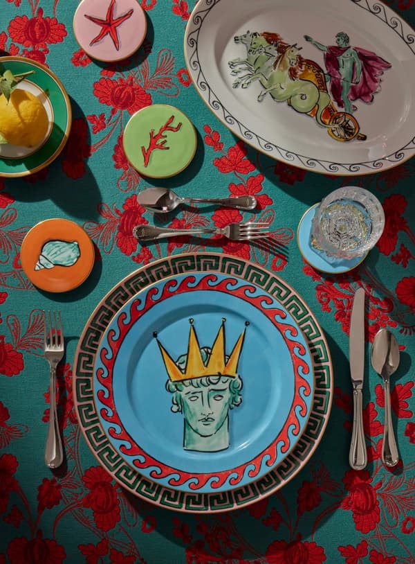 A close-up of the Il Viaggio di Nettuno tableware design