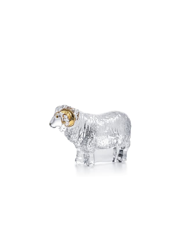 Ornamen Zodiak Domba warna emas