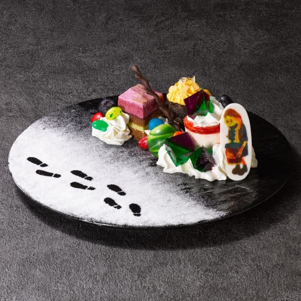 Diagon Alley Dessert Plate ที่ Backlot Café
