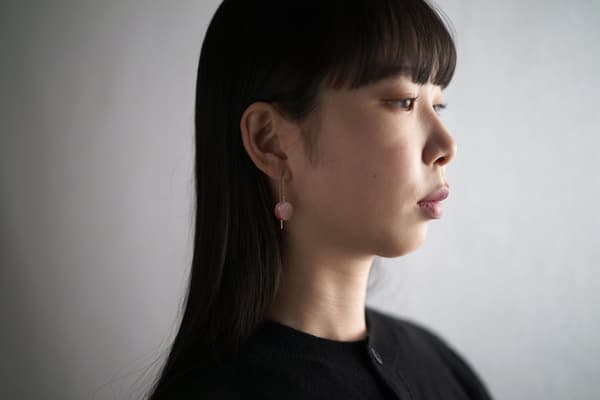 anting tusuk moire | bening