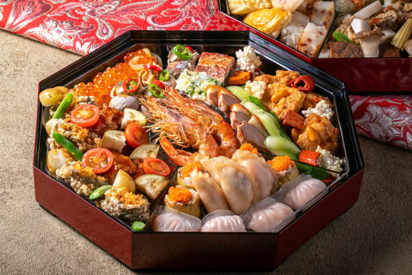Nivel superior del plato insignia de China Room