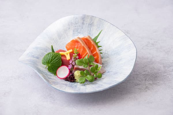 三種刺身含男鹿椿鮭魚昆布締