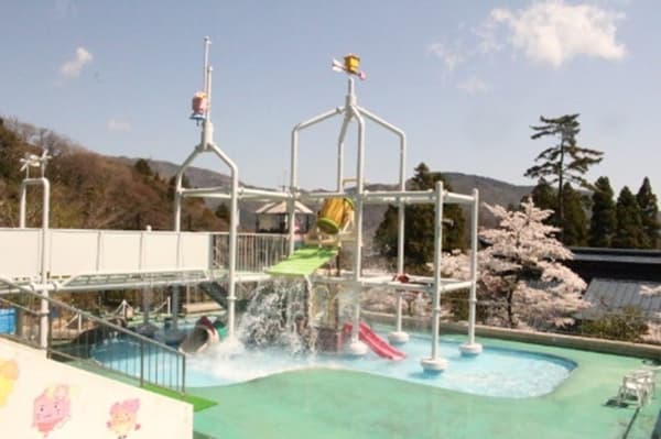 Yunessun Bozappi's Jungle Gym area