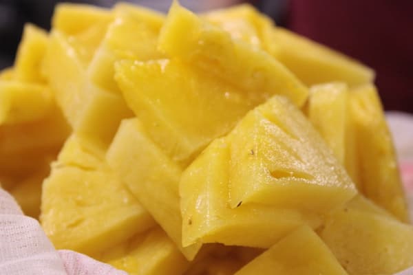 SanktGallen Pineapple Ale in glasses