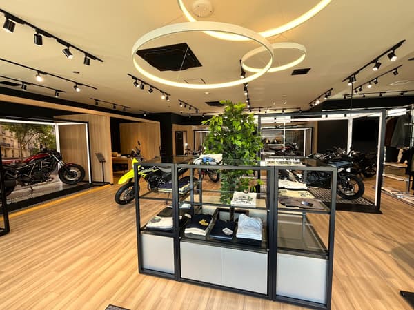 Bright, clean interior of Kawasaki Plaza Wakayama