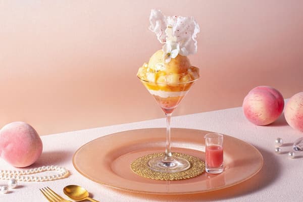 Wedding Dress Parfait — Whole Bijou Peach — ¥3,000 (tax included)