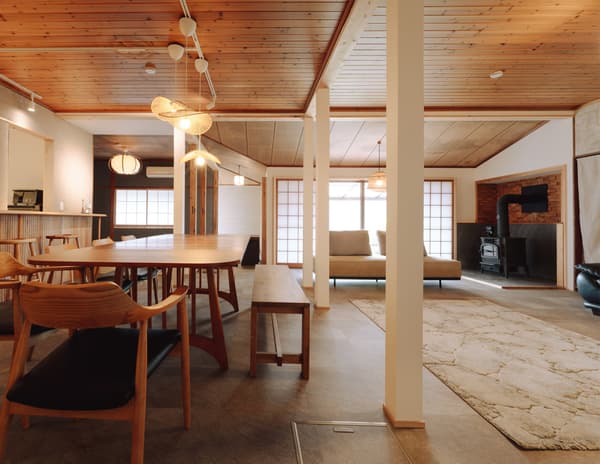 結合日本侘寂美學與北歐溫暖感的日式與北歐風格室內裝潢