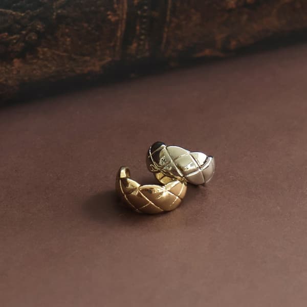 Quilted Ear Cuff (キルティングイヤーカフ)