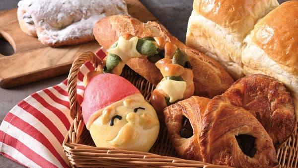 Christmas Bread Box