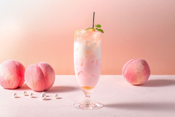 Peach Yogurt Jelly — ¥1,100 (tax included)