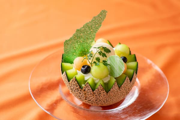 Lounge South Court 整颗哈密瓜圣代