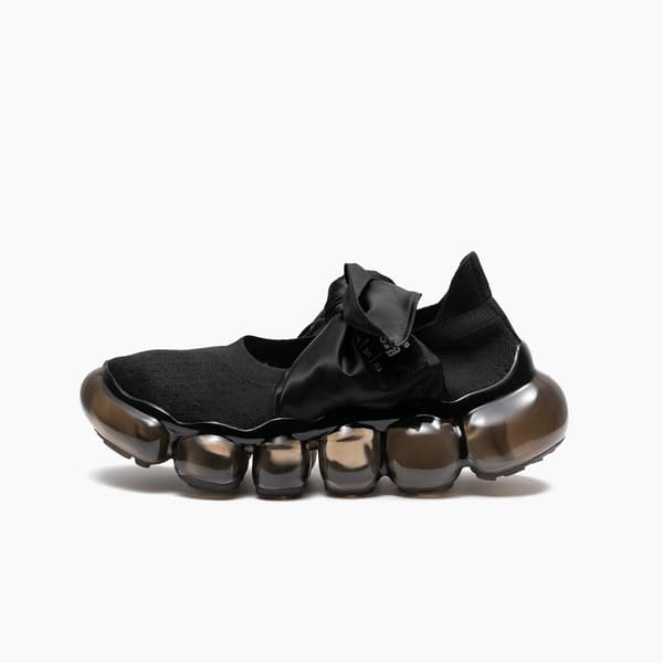 JEWELRY HANKIE PUMPS BLACK / BLACK