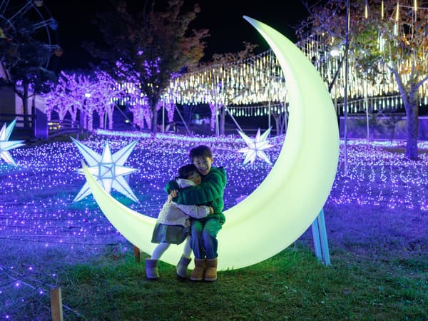 Wonder Night Hill illumination